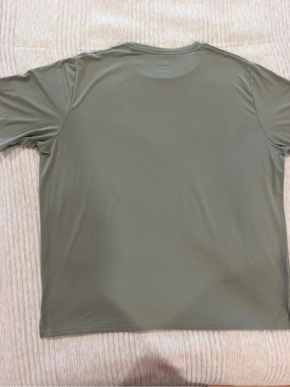 Under Armour Men's Short Sleeve Tee in Olive